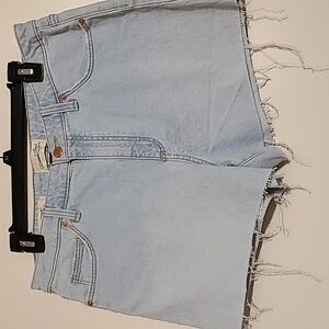 52. Universal Thread | BLUE DISTRESSRD SHORTS SIZE 12
